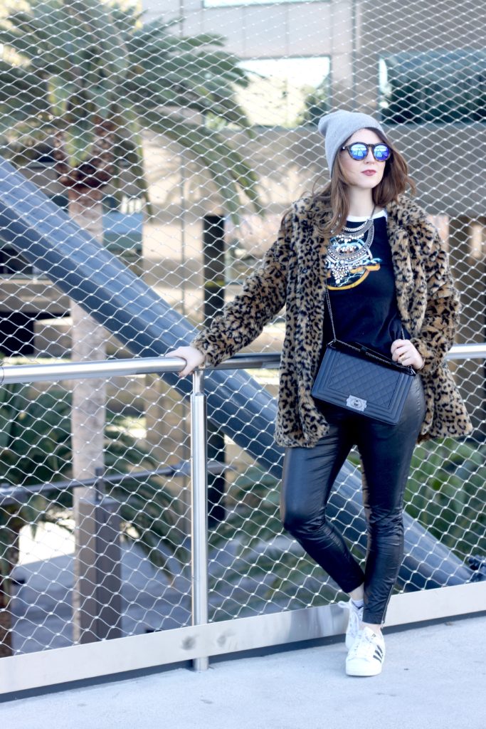 How to wear a leopard print coat