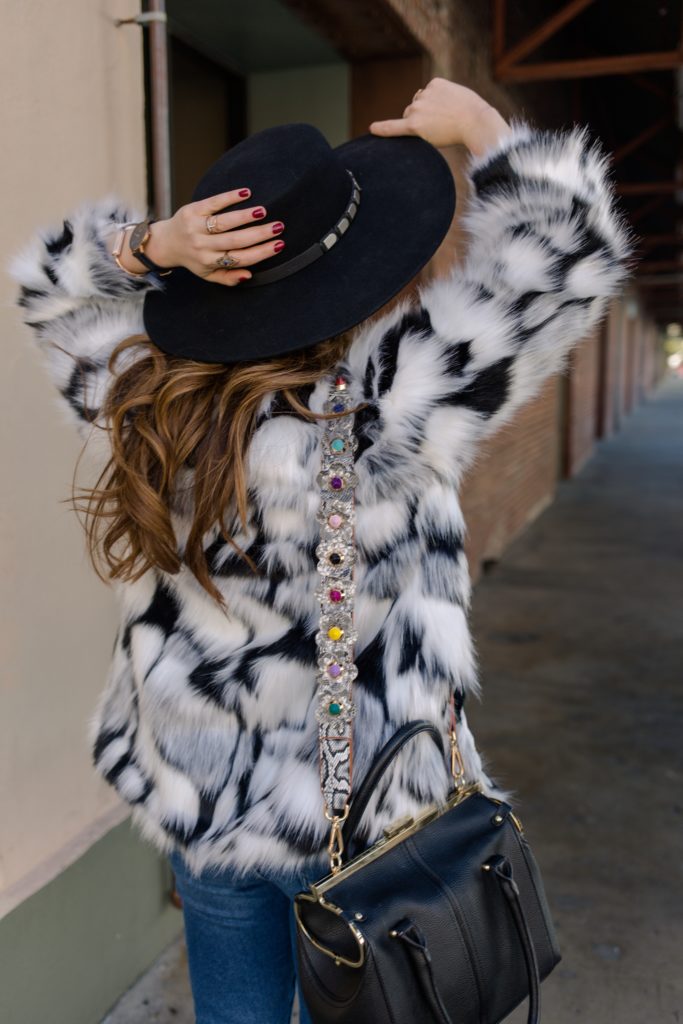 faur fur coat wide brim hat