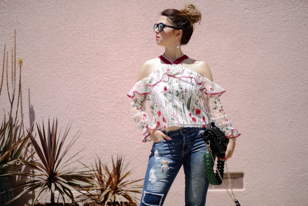 Cute top and jeans combo