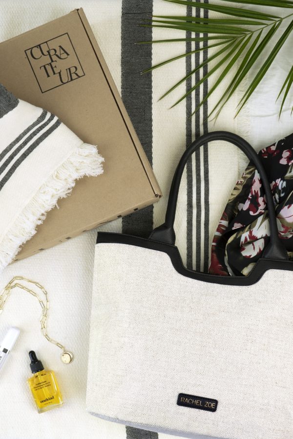 Curateur Summer 2021 Box