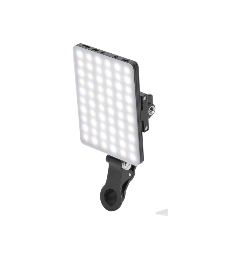 Rechargeable clip on selfie light for smartphone
